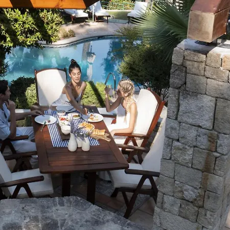 Villa Agapi Sani *